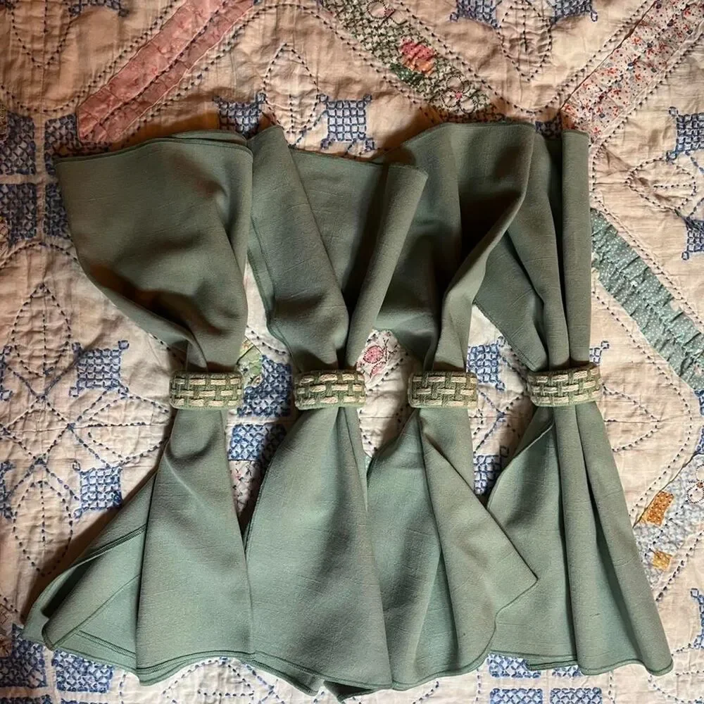 VTG Green Napkins and Plaid Napkin Holders Set of 4